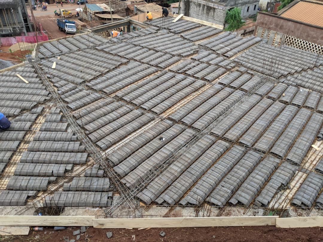 Projet de construction d'une salle de fetes dans la ville de yaounde (6)